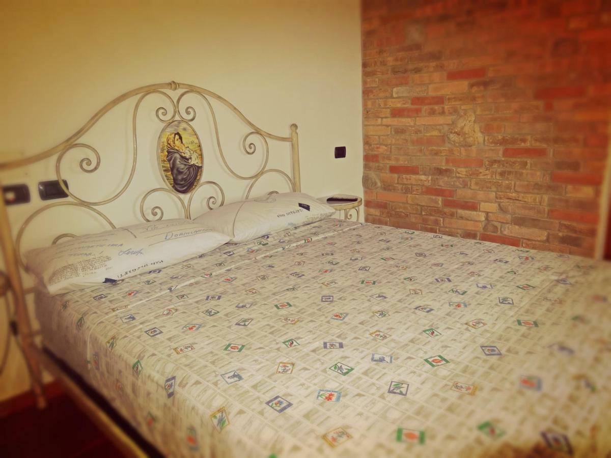 Casale Del Sole Bed & Breakfast Cepagatti Bagian luar foto