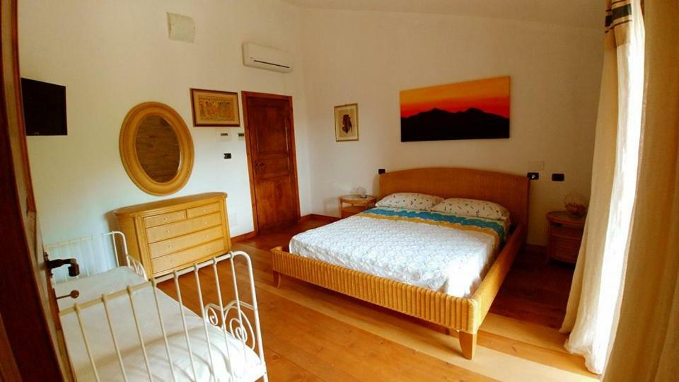 Casale Del Sole Bed & Breakfast Cepagatti Bagian luar foto